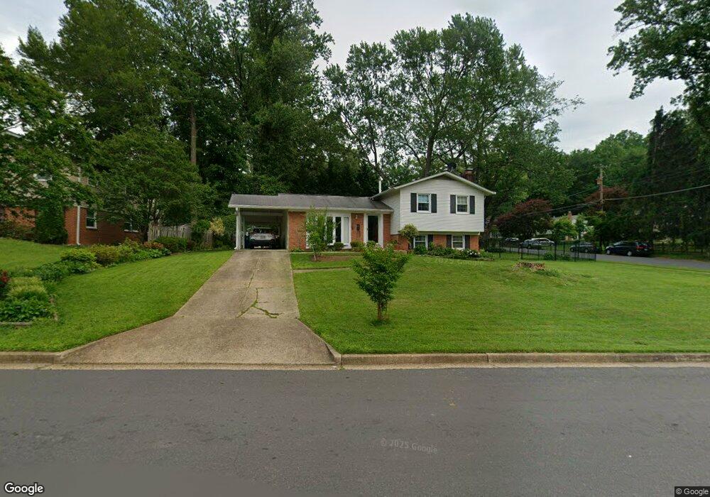 4411 Cortez Dr, Fairfax, VA 22030 - photo 1