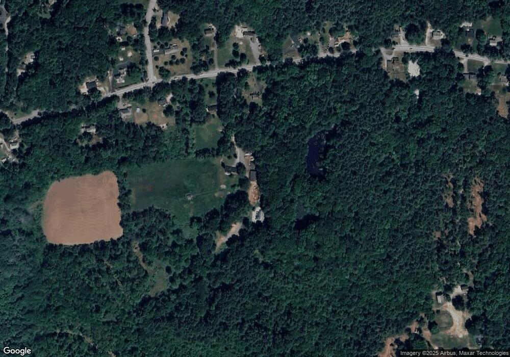 1041 Sutton St, Northbridge, MA 01534 - photo 1