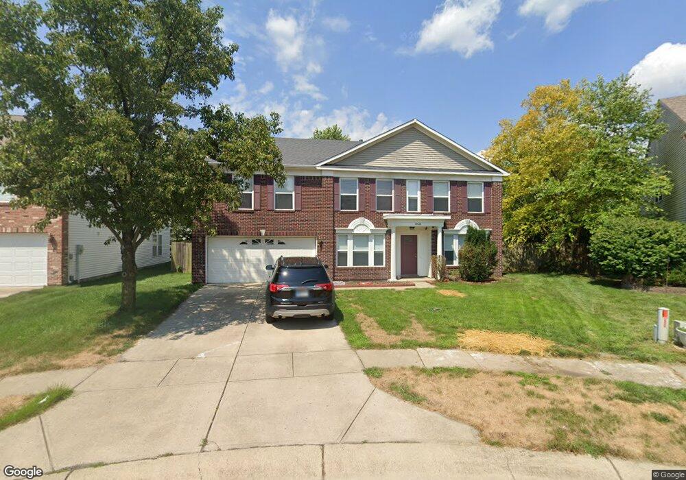 10420 Bicknell Cir, Fishers, IN 46038 - photo 1