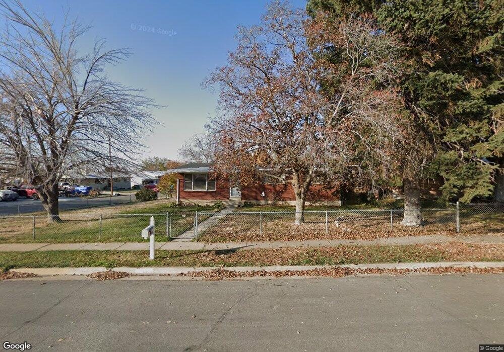 915 Garnet St, Layton, UT 84041 - photo 1