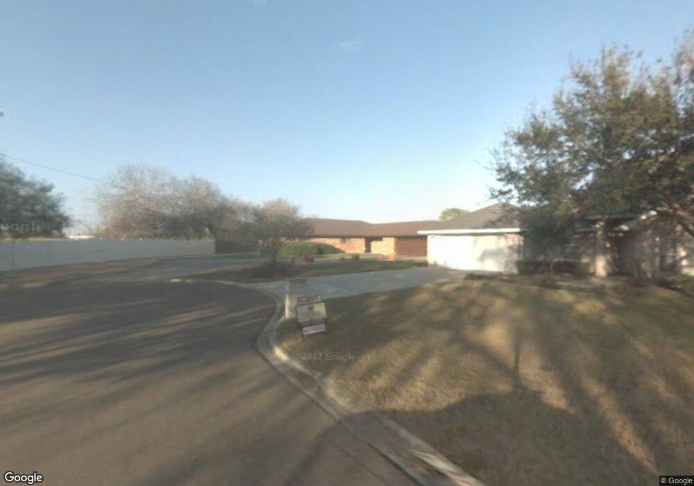 201 Johnson Cir, Weslaco, TX 78596 - photo 1