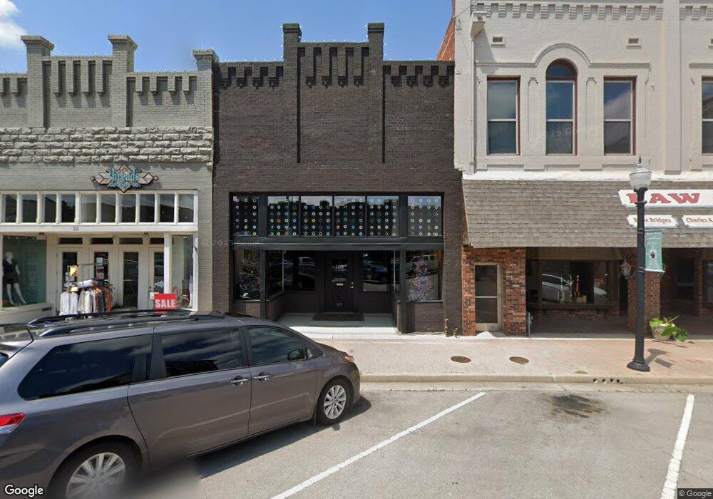 109 W Main St, Ardmore, OK 73401 - photo 1