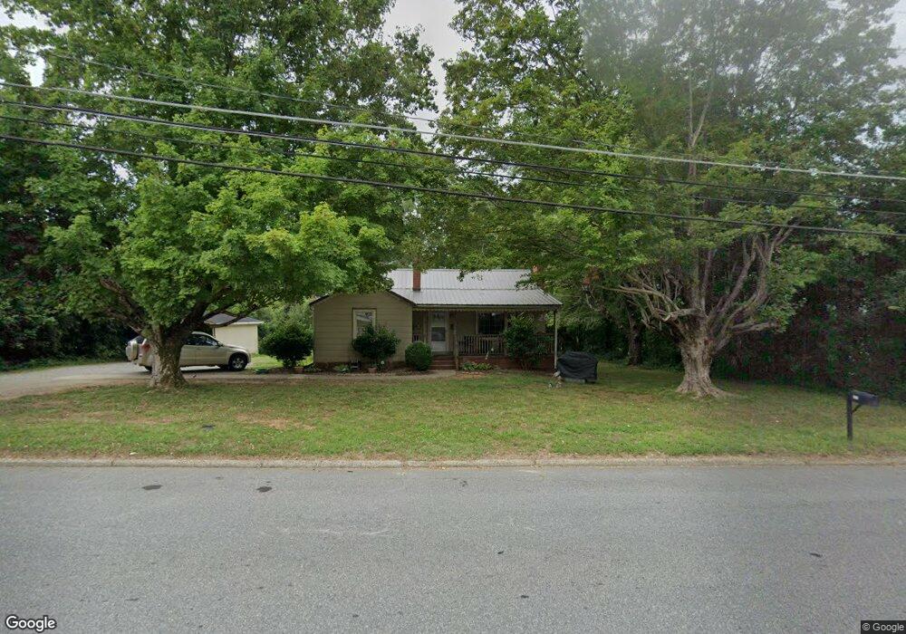 638 Salisbury Rd, Statesville, NC 28677 - photo 1