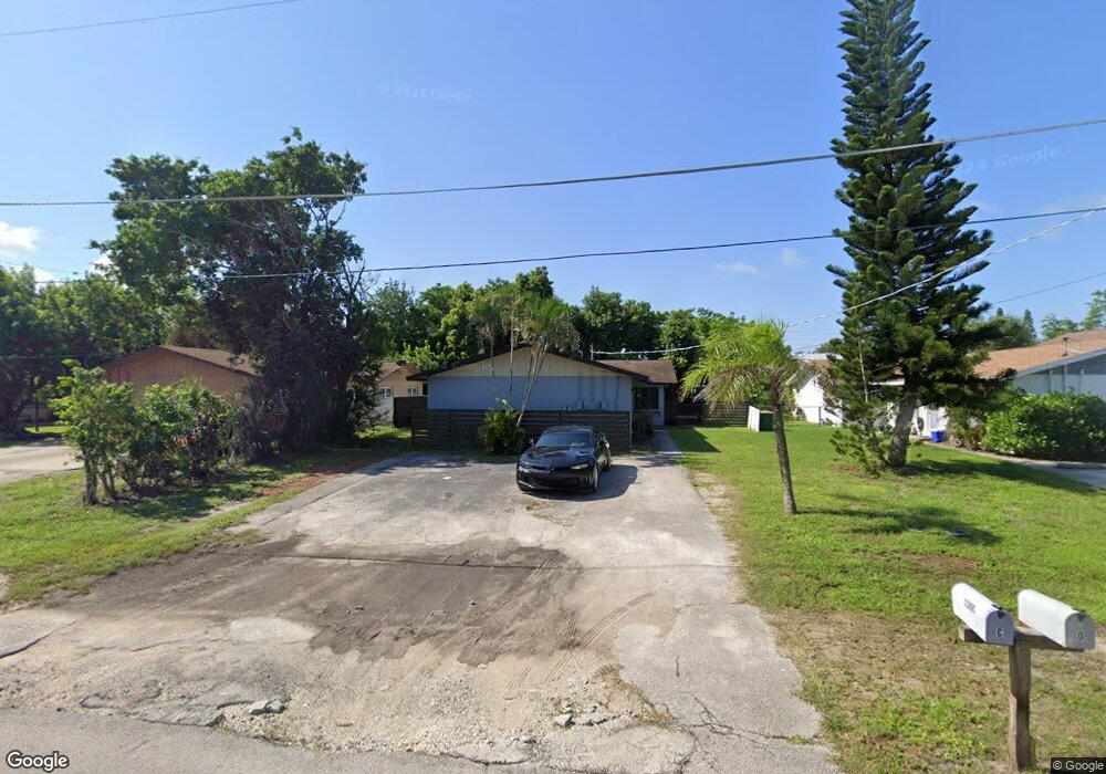 1366 Highlands Dr unit C, Naples, FL 34103 - photo 1