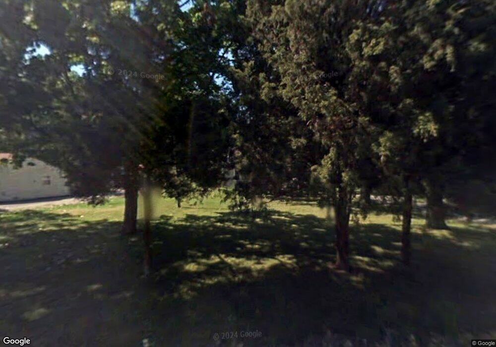 450 Buckeye Dr, Sheffield Lake, OH 44054 - photo 1