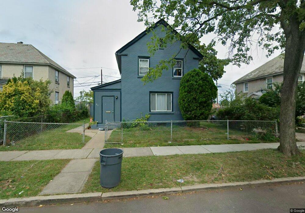 21 Lufberry Ave, New Brunswick, NJ 08901 - photo 1