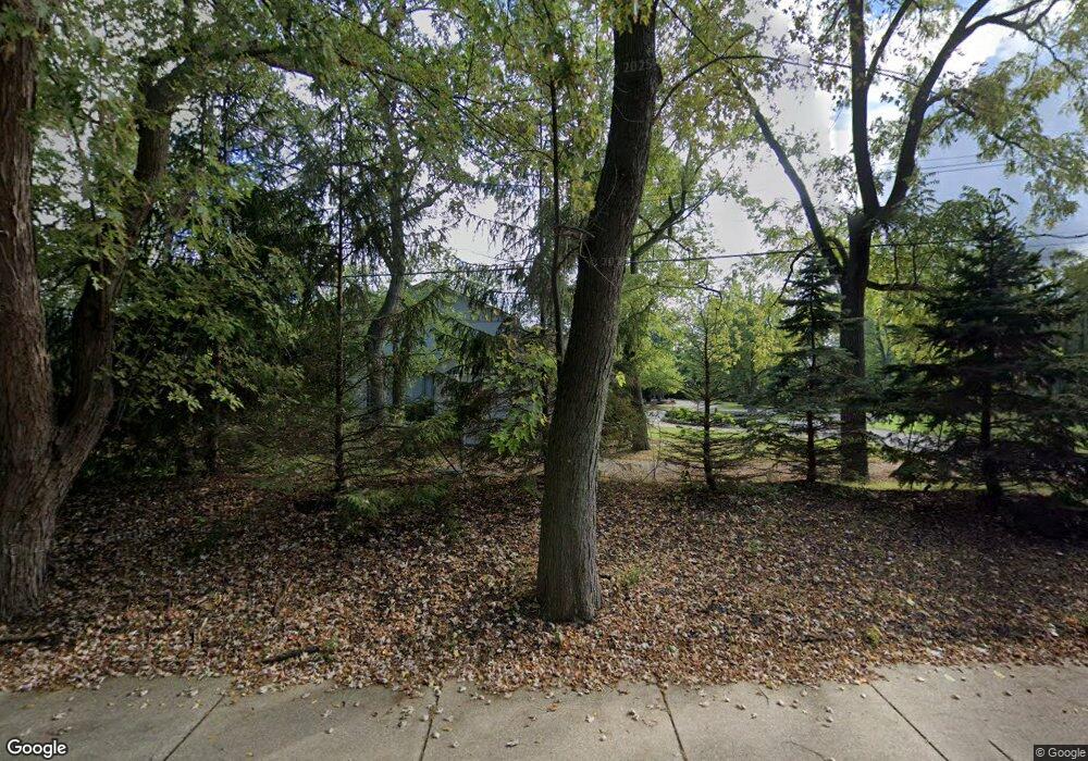 3995 Quarton Ct, Bloomfield Hills, MI 48302 - photo 1