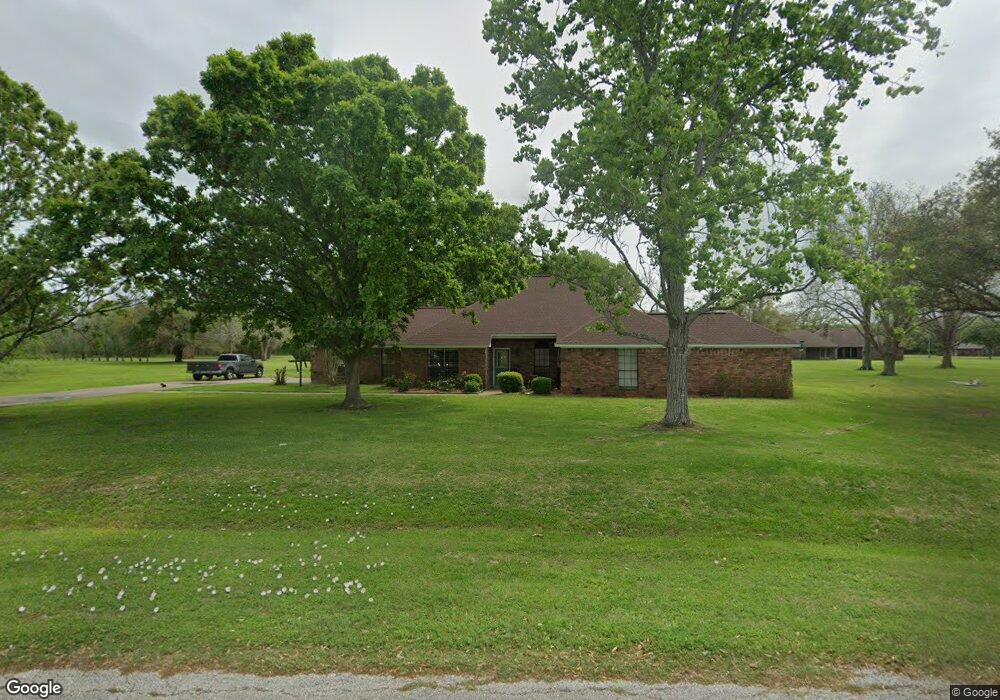 569 Timberline Dr, Bay City, TX 77414 - photo 1