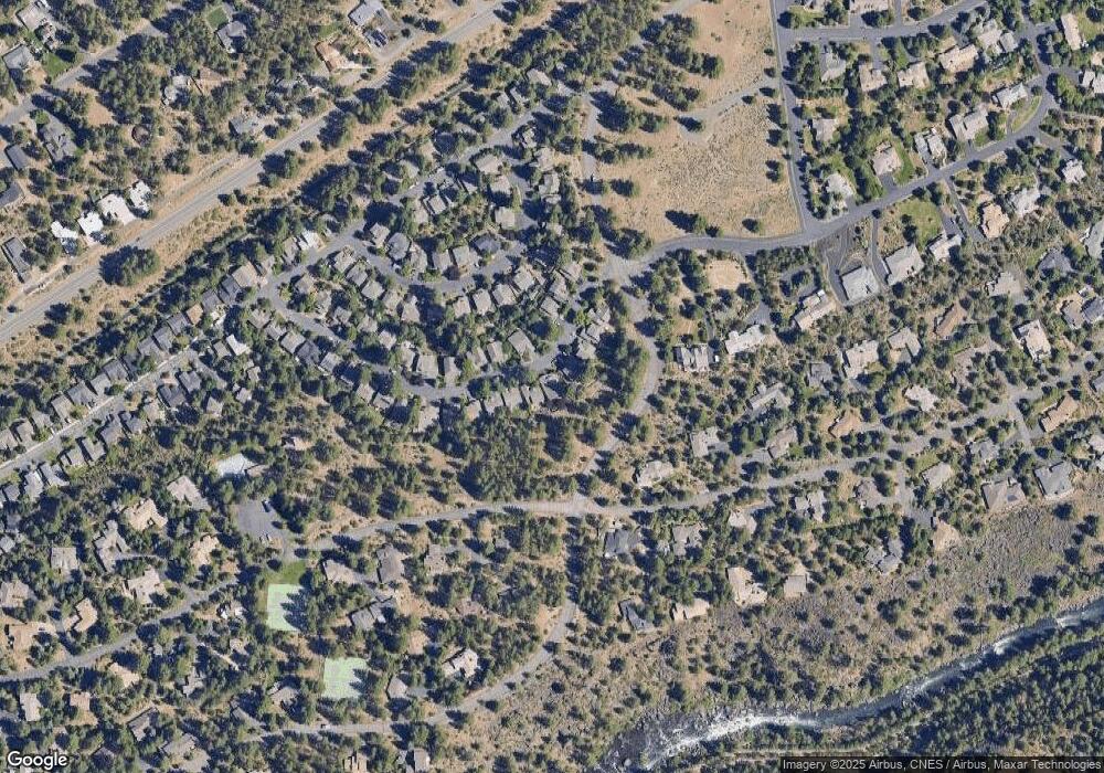 19563 Meadowbrook Dr, Bend, OR 97702 - photo 1