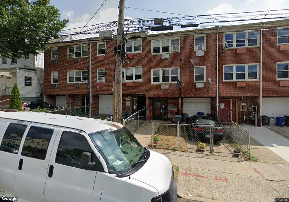 4583 160th St, Flushing, NY 11358 - photo 1