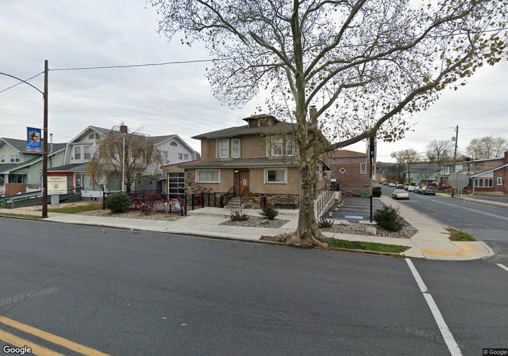 2204 Union Blvd, Allentown, PA 18109 - photo 1