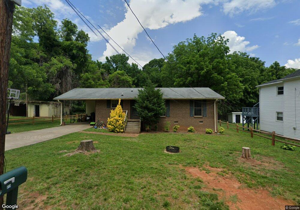 614 Poplar St, Statesville, NC 28677 - photo 1