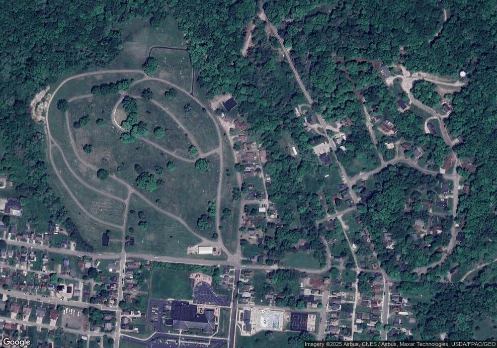 732 N Market St, Logan, OH 43138 - photo 1