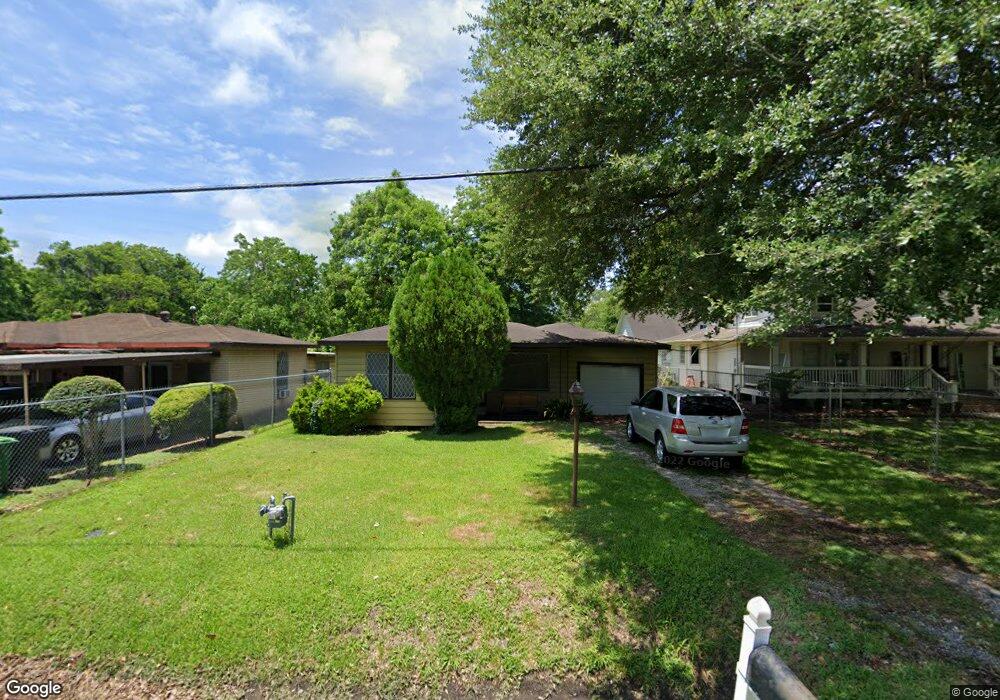 6415 Peachtree St, Houston, TX 77028 - photo 1