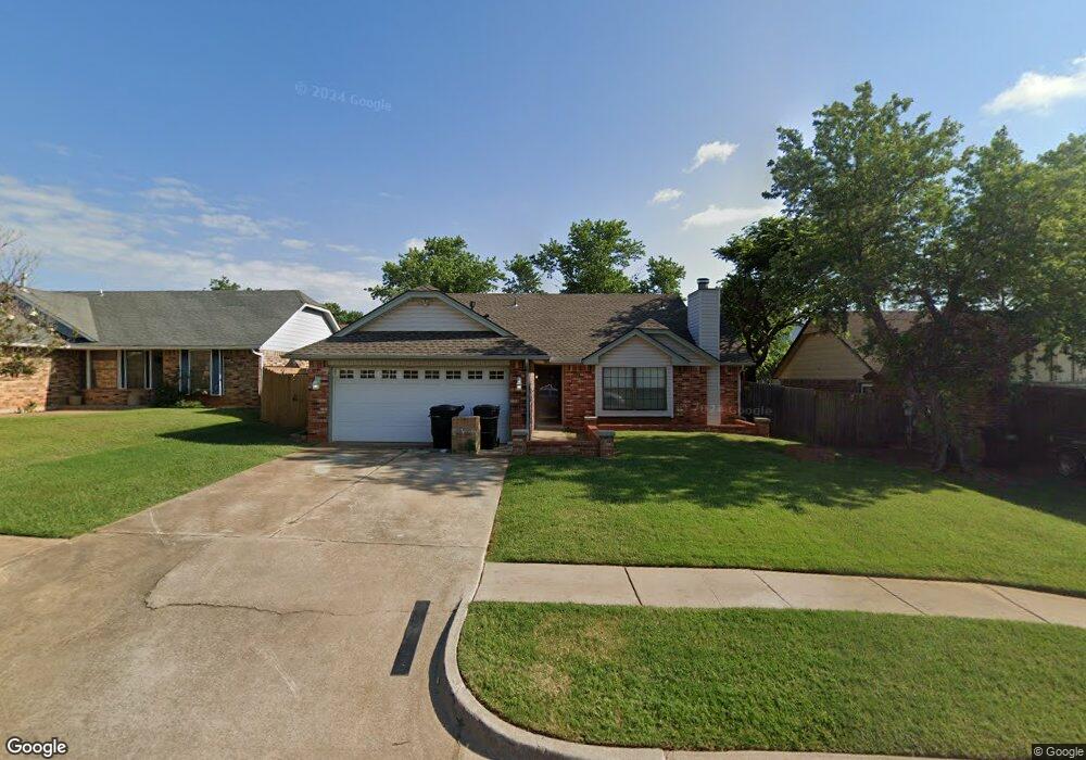 2205 NE 8th St, Moore, OK 73160 - photo 1