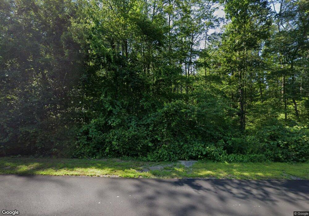 627 Hampton Rd, Pomfret Center, CT 06259 - photo 1