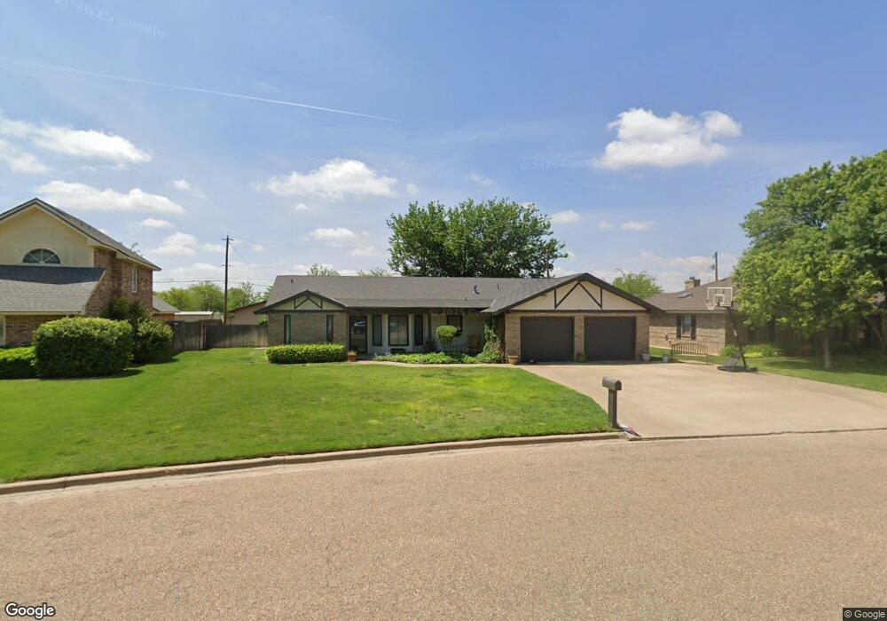 3409 Grandview Dr, Plainview, TX 79072 - photo 1