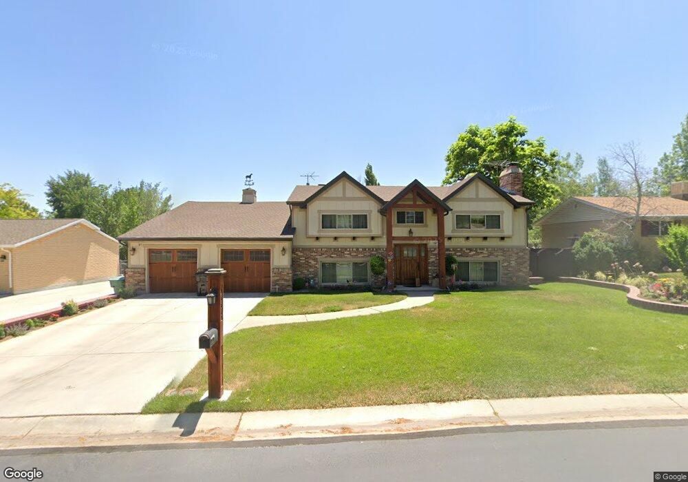 2555 Carson Ln, West Jordan, UT 84084 - photo 1