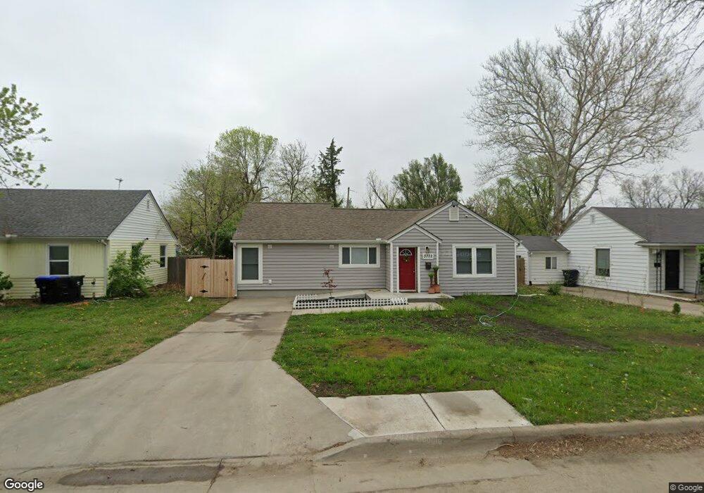 3732 SW Churchill Rd, Topeka, KS 66604 - photo 1