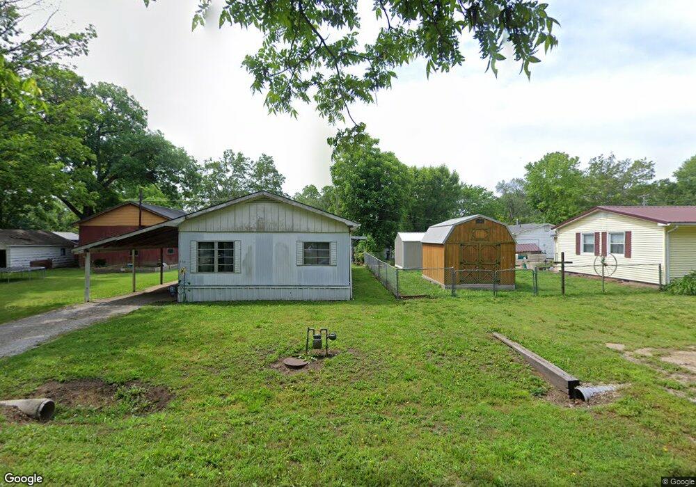 904 E 3rd St, Altamont, KS 67330 - photo 1