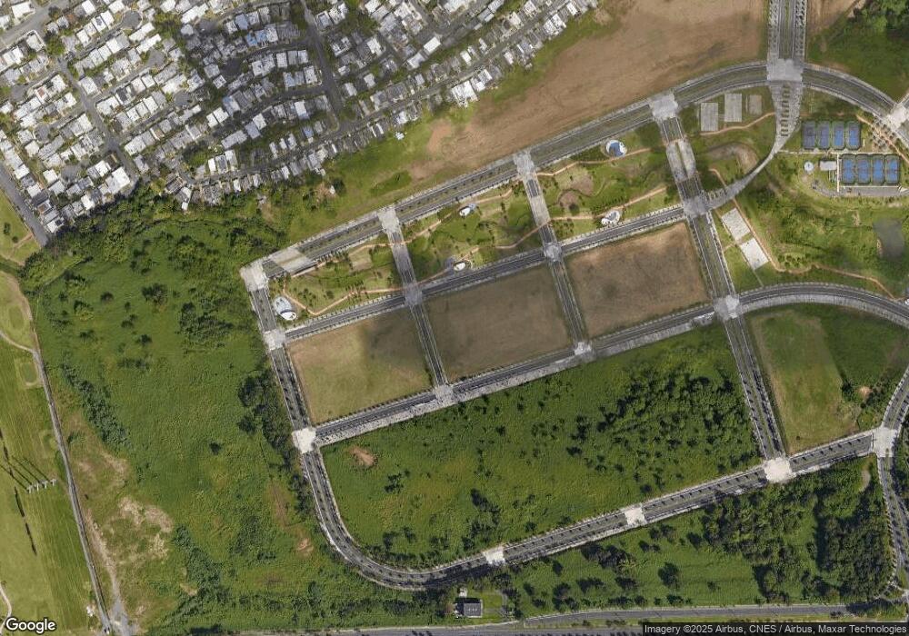 . Central Park St unit 127, Bayamon, PR 00959 - photo 1