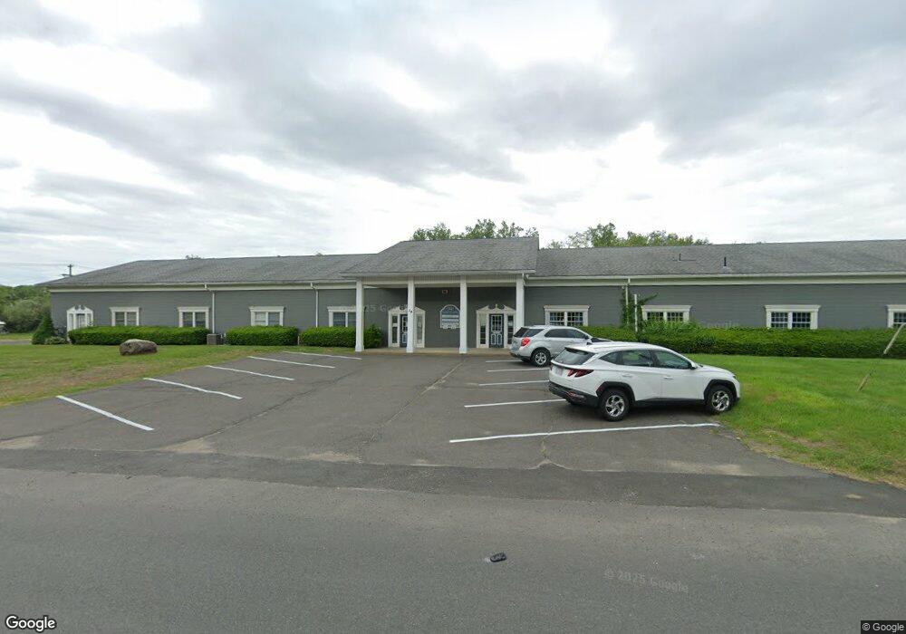 54 Mainline Dr unit F, Westfield, MA 01085 - photo 1