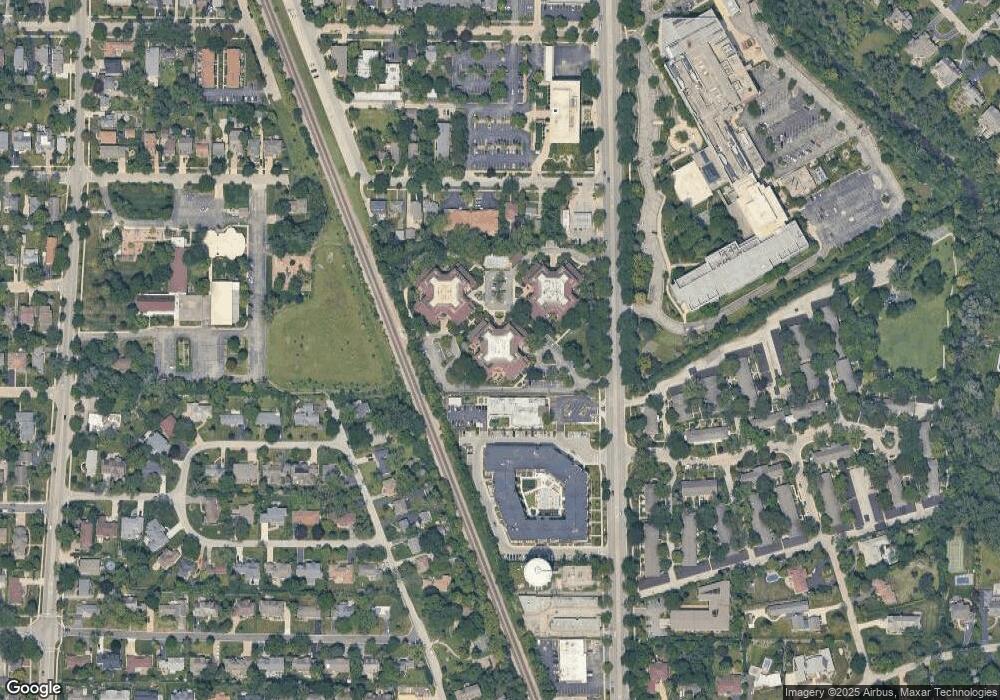 702 Waukegan Rd unit A303, Glenview, IL 60025 - photo 1