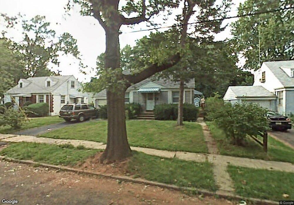 10 Heather Ln, Roselle, NJ 07203 - photo 1