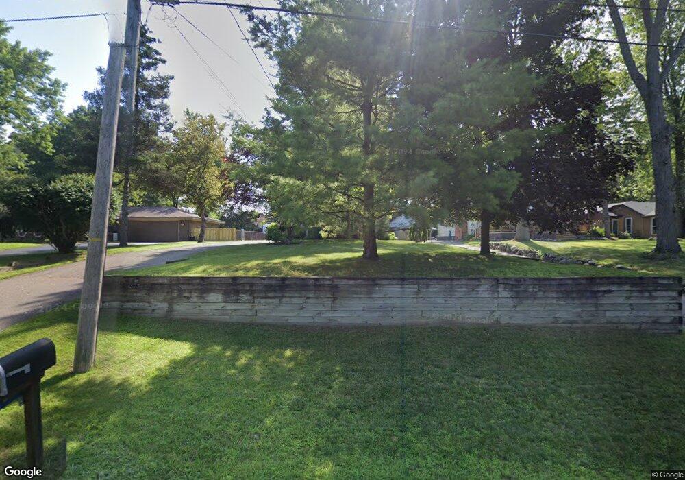 1875 Petrolia, West Bloomfield, MI 48324 - photo 1