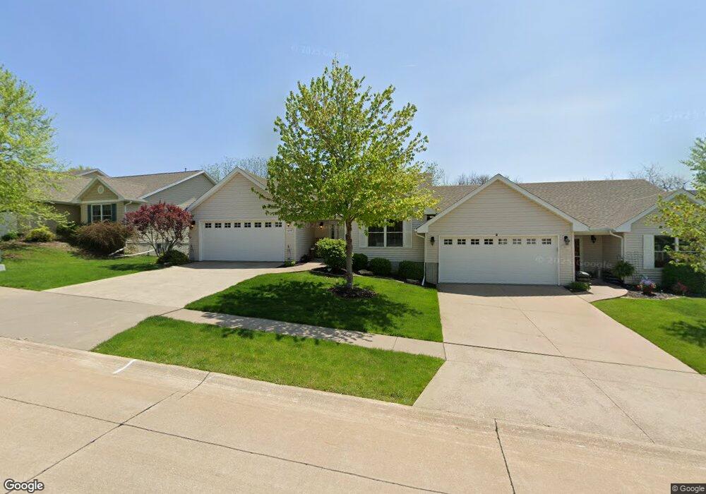 1649 Irish Woods Cir, Davenport, IA 52807 - photo 1