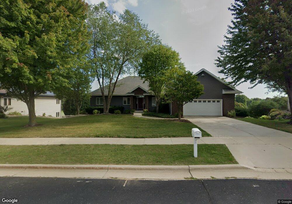 950 Autumn Woods Ln, Oregon, WI 53575 - photo 1