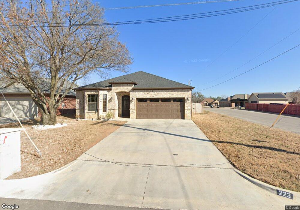 223 Cherry St, Weatherford, TX 76086 - photo 1