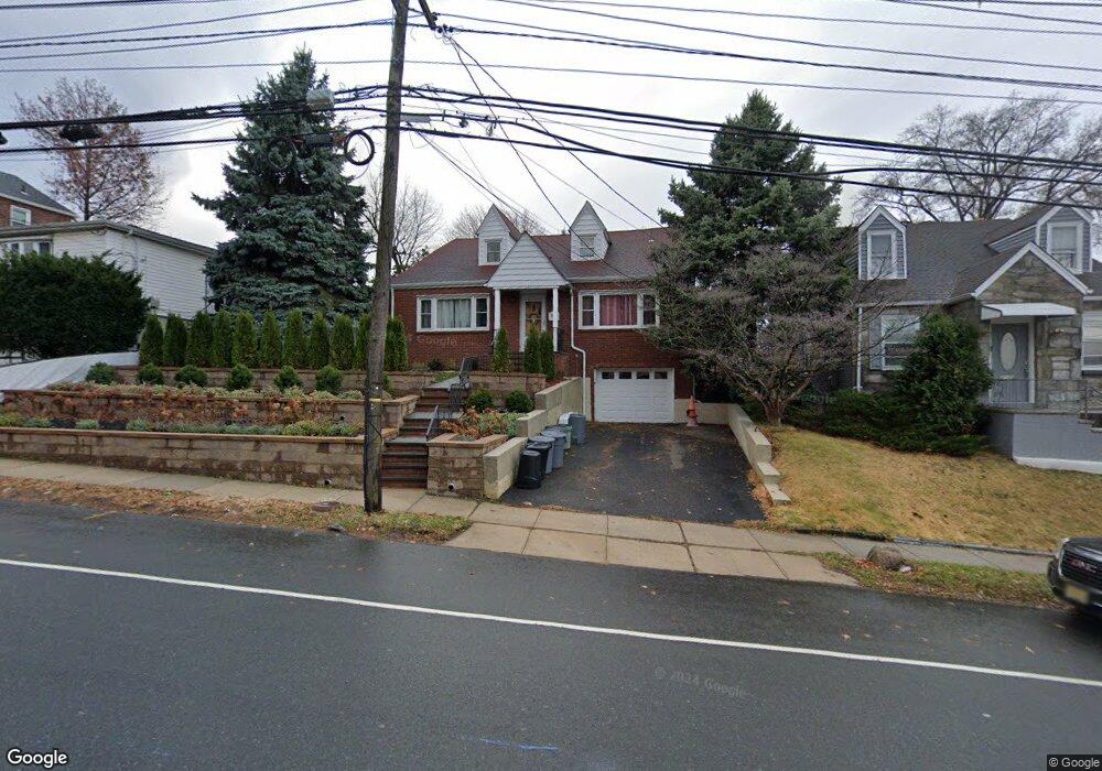 2114 Vauxhall Rd, Union, NJ 07083 - photo 1