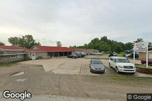 103 E Cumberland Rd, Saint Elmo, IL 62458