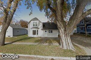 1309 2nd St, Hull, IA 51239