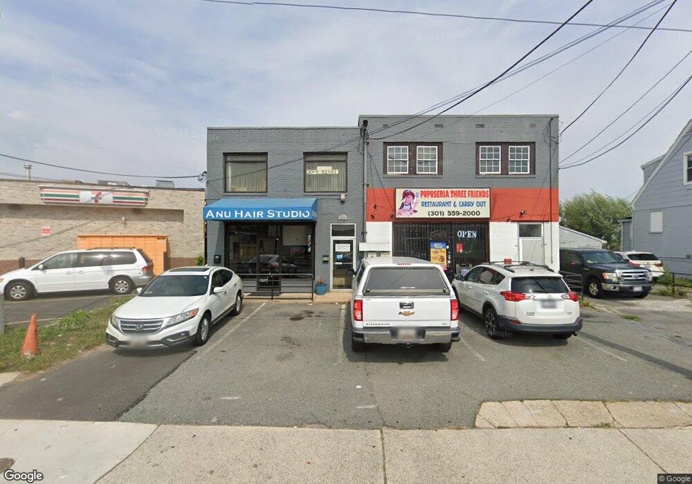 904 Chillum Rd, West Hyattsville, MD 20782 - photo 1