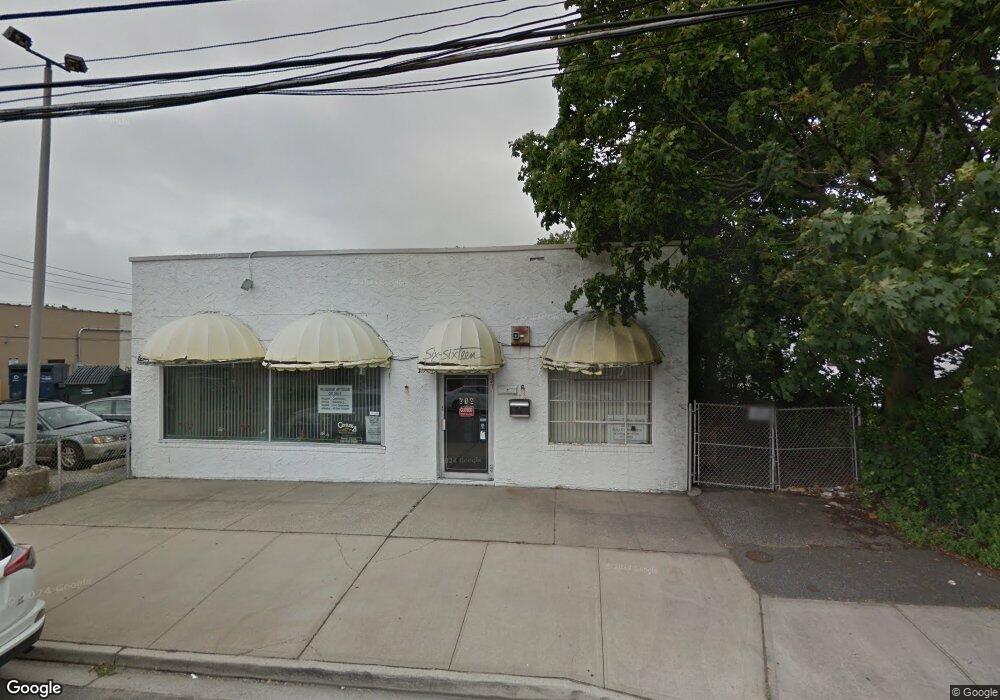 616 Bedford Ave, Bellmore, NY 11710 - photo 1