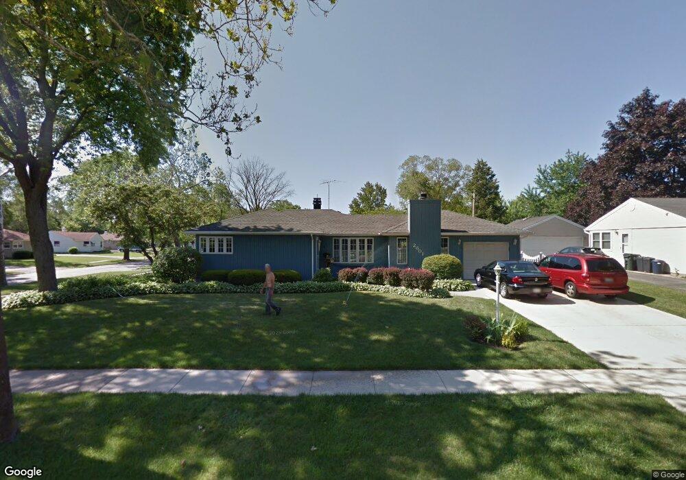 2601 Hawk Ln, Rolling Meadows, IL 60008 - photo 1