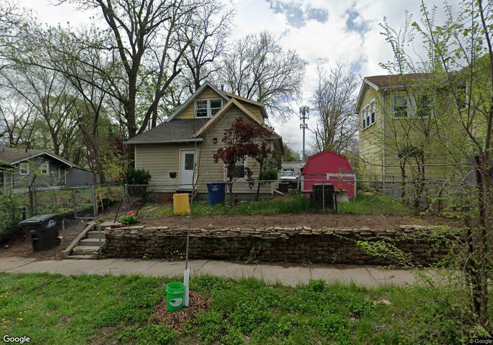 1918 Washington Ave, Des Moines, IA 50314 - photo 1