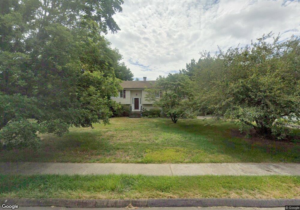 6 Hidden Pond Rd, North Haven, CT 06473 - photo 1