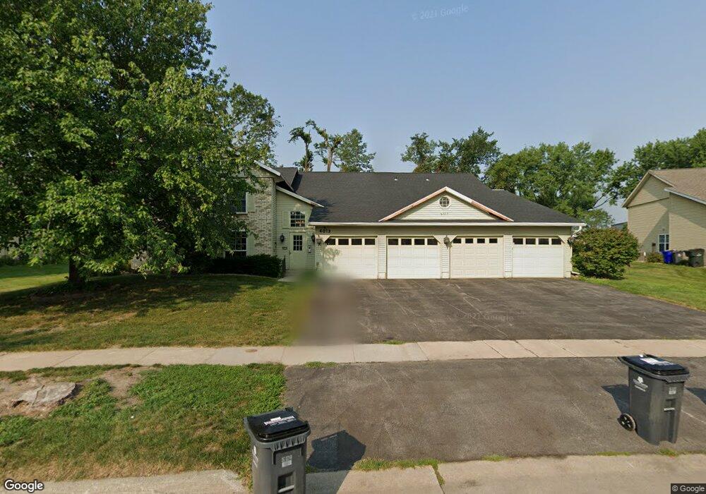 4013 Lexington Dr NE unit C, Cedar Rapids, IA 52402 - photo 1