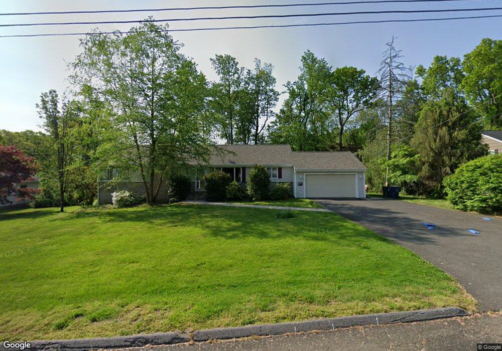 42 White Oak Rd, Trumbull, CT 06611 - photo 1