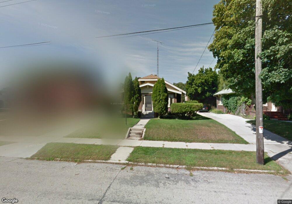 1008 N 15th St, Manitowoc, WI 54220 - photo 1