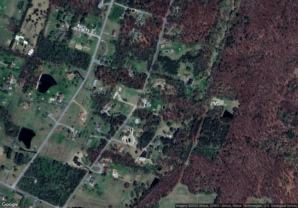 1365 Apple Orchard Cir, Berkeley Springs, WV 25411 - photo 1