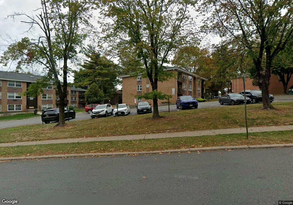 23B Kearsing Pkwy, Monsey, NY 10952 - photo 1