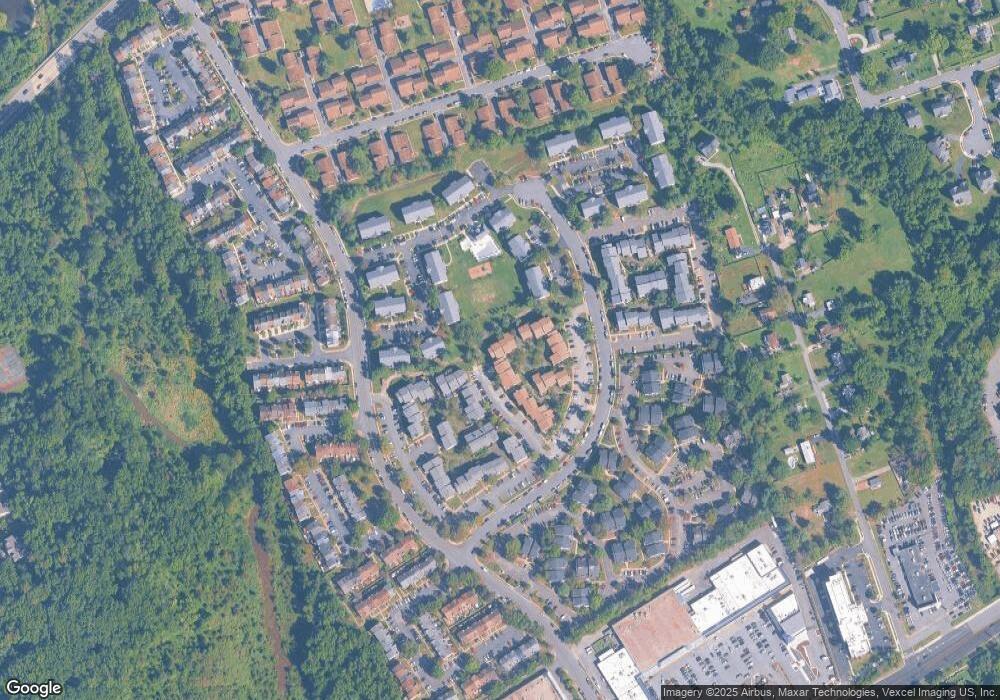 8605-B Village Way, Alexandria, VA 22309 - photo 1