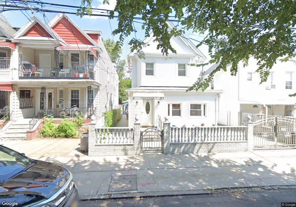 9145 109th St, Richmond Hill, NY 11418 - photo 1