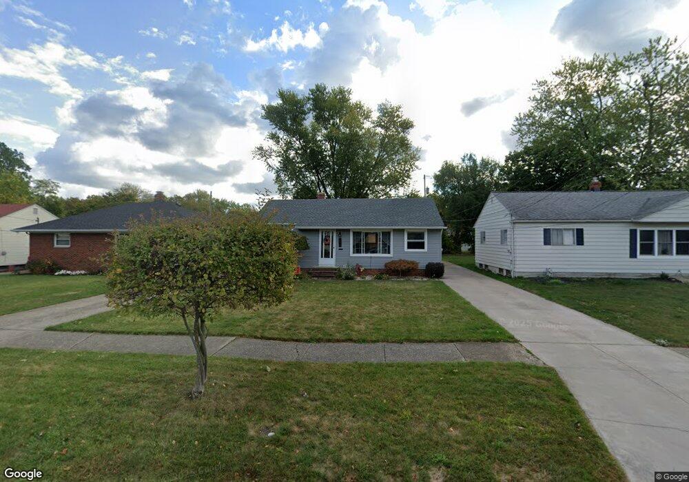 233 Gayle Dr, Sheffield Lake, OH 44054 - photo 1