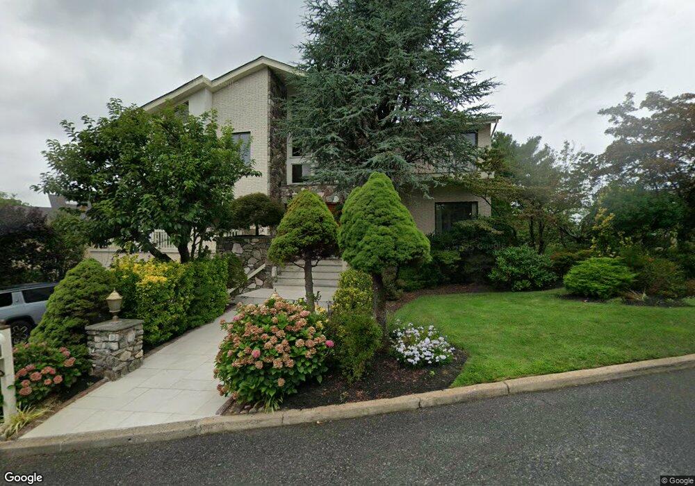 320 Arthur Ave, Englewood Cliffs, NJ 07632 - photo 1