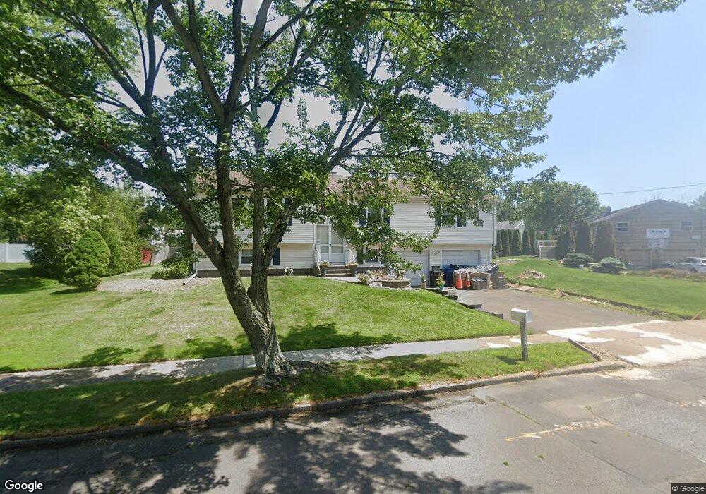 28 Alexander Dr, West Haven, CT 06516 - photo 1